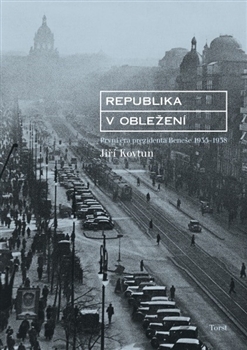 REPUBLIKA V OBLEŽENÍ