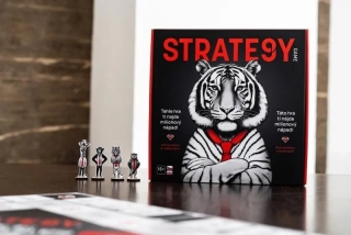 STRATE9Y GAME